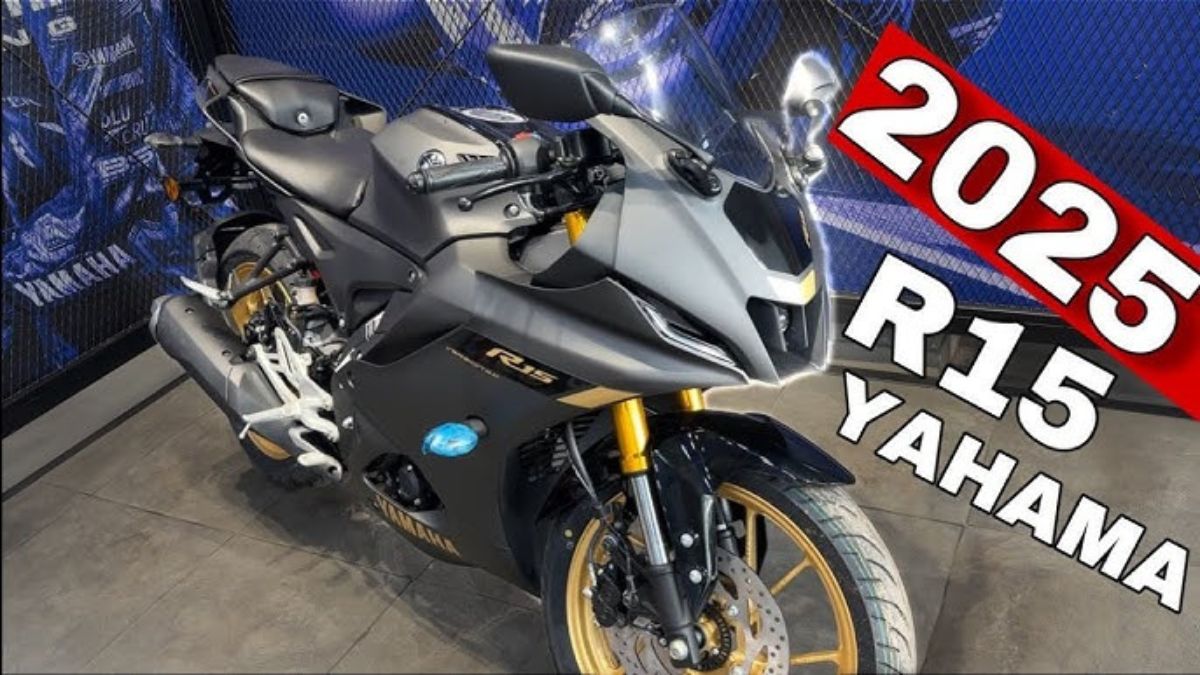 Yamaha R15 V4